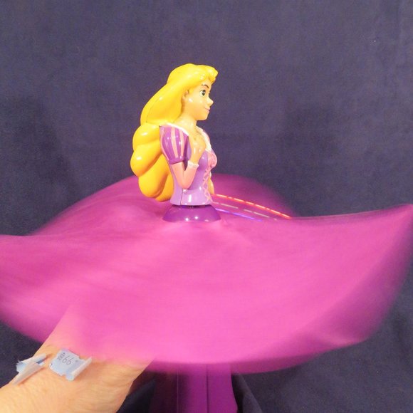 Disney Rapunzel Fundango Figure Battery Operated (Y12) - Picture 6 of 7